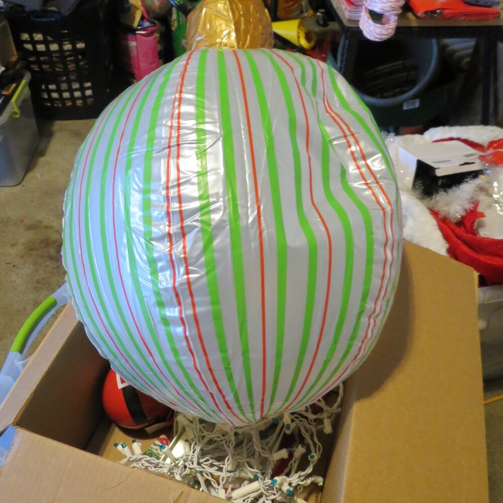 1 piece Giant Inflatable Christmas Ornament Outdoor or Indoor Decoration